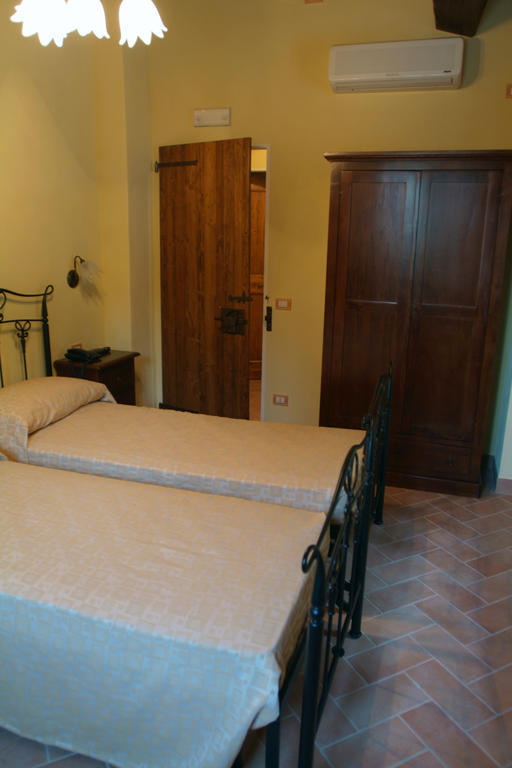 Agriturismo Il Casale Pergola Pokój zdjęcie